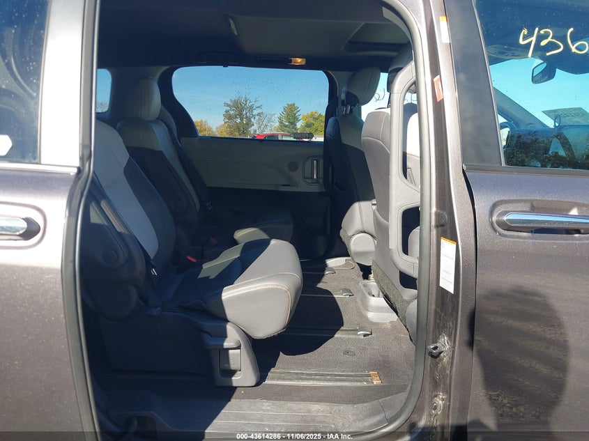 2021 Toyota Sienna Xse VIN: 5TDDSKFCXMS014516 Lot: 43614286