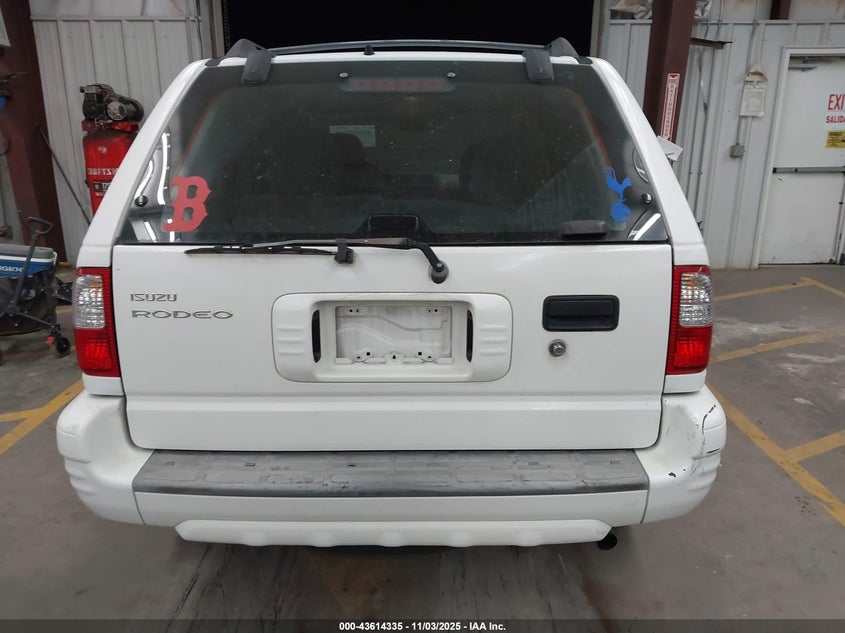 2004 Isuzu Rodeo S 3.2L V6 VIN: 4S2CK58W244301482 Lot: 43614335