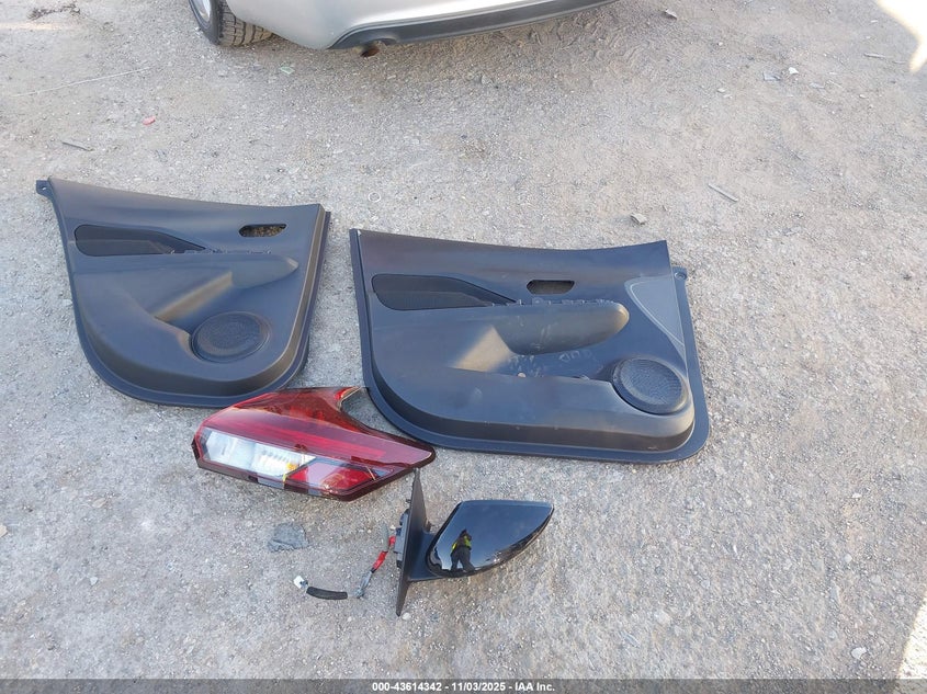 2023 NISSAN KICKS SV XTRONIC CVT 3N1CP5CV2PL575679