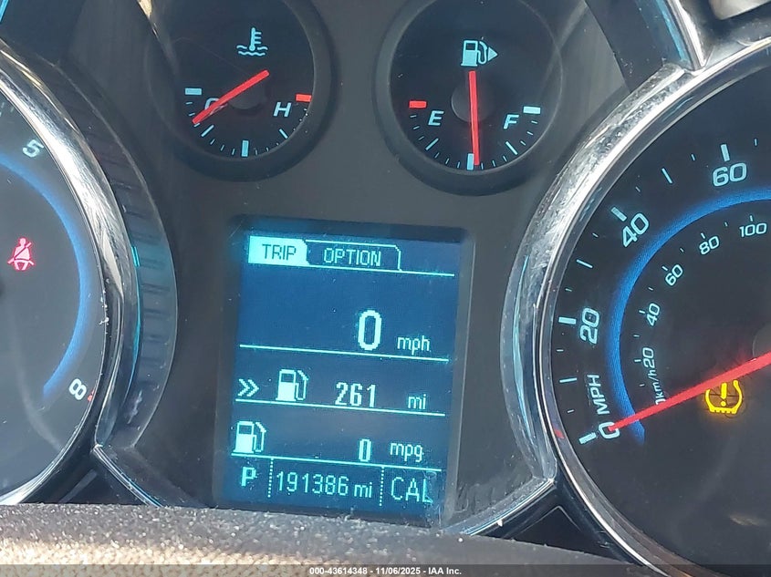 2013 CHEVROLET CRUZE 2LT AUTO 1G1PE5SB2D7103048