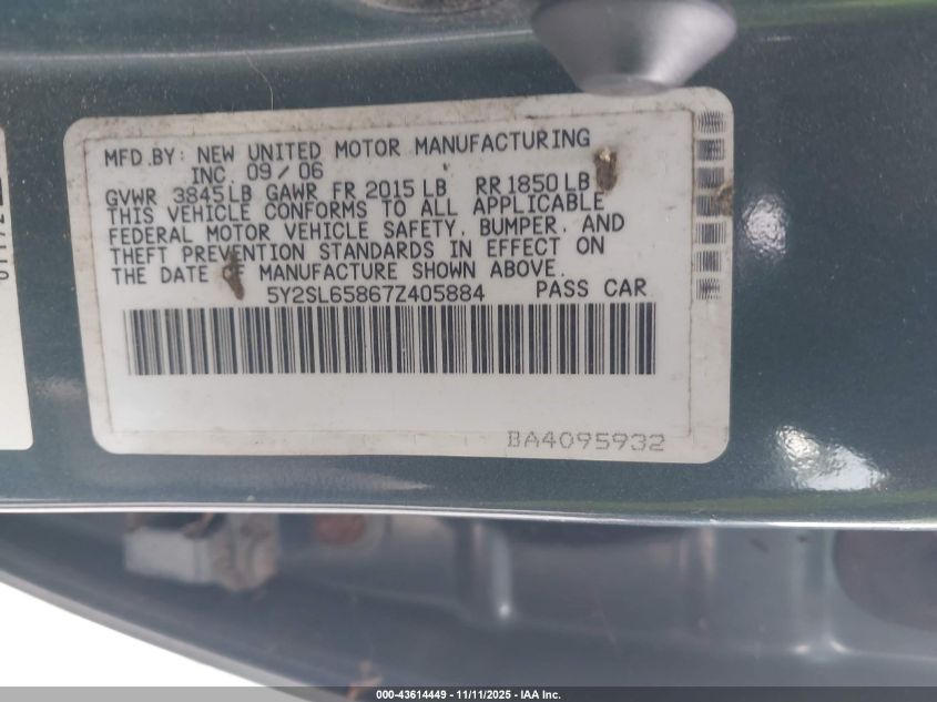 2007 Pontiac Vibe VIN: 5Y2SL65867Z405884 Lot: 43614449