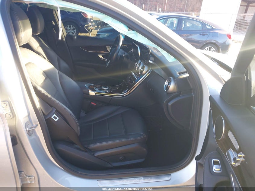 2019 MERCEDES-BENZ C 300 4MATIC - 55SWF8EB9KU300317