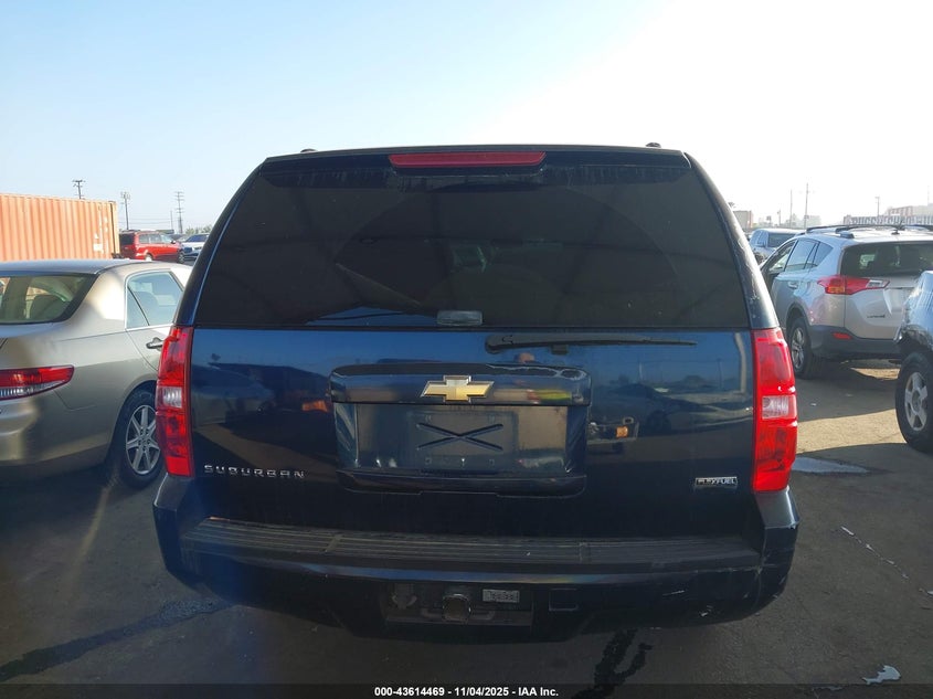 2007 Chevrolet Suburban 1500 Ls VIN: 3GNFC16097G233581 Lot: 43614469