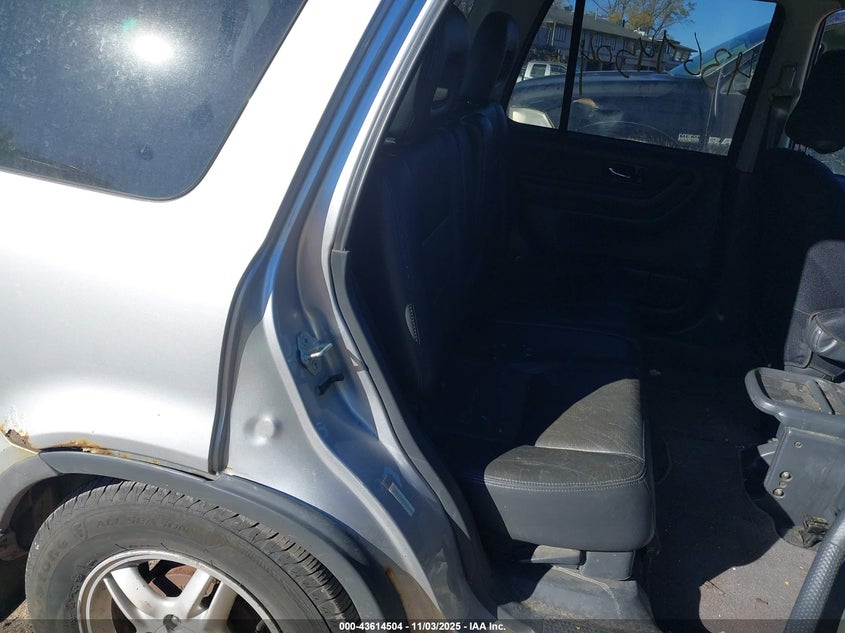 JHLRD18701C033103 2001 HONDA CR-V photo no. 8