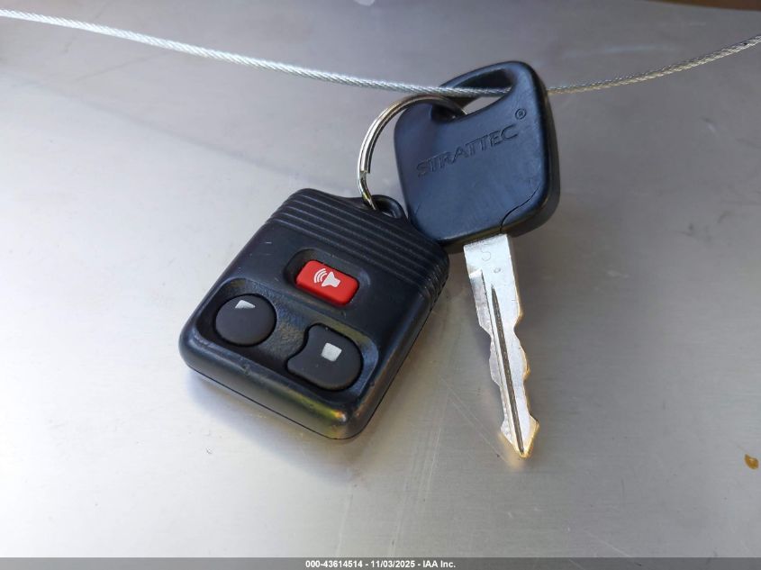 2000 Ford Ranger Xl/Xlt VIN: 1FTYR14V8YPB41633 Lot: 43614514