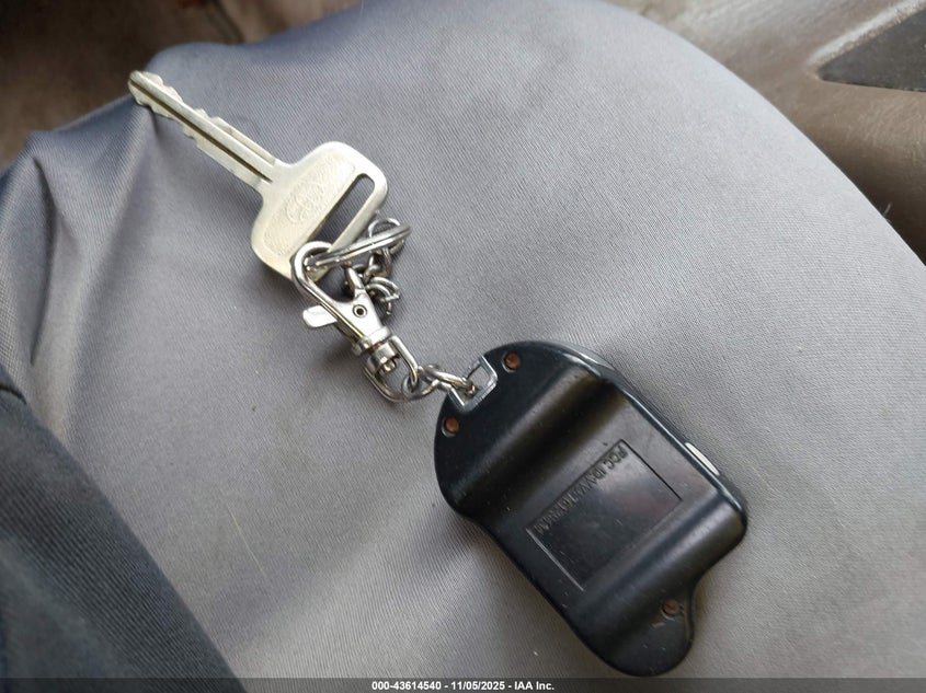 JT2BF12K5T0166233 1996 TOYOTA CAMRY photo no. 11