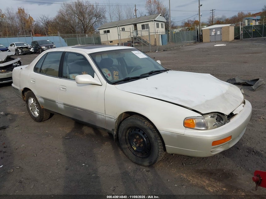 JT2BF12K5T0166233 1996 TOYOTA CAMRY photo no. 5