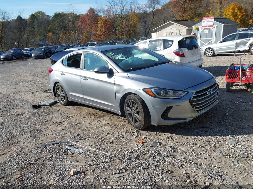 HYUNDAI ELANTRA SE