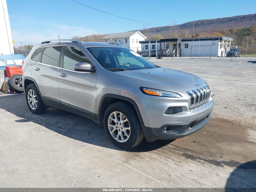 JEEP CHEROKEE LATITUDE 4X4