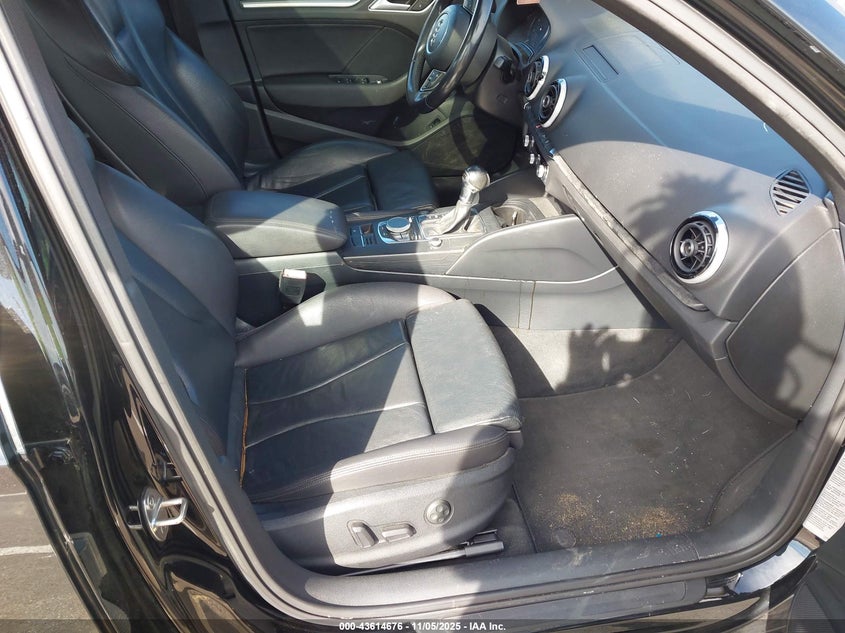 2015 Audi A3 1.8T Premium VIN: WAUCCGFF5F1023928 Lot: 43614676