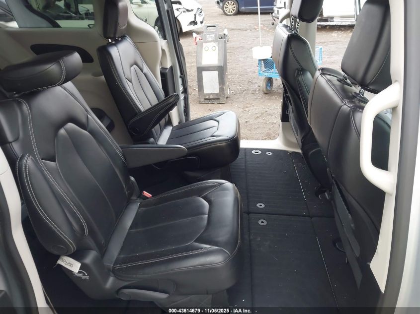 2023 Chrysler Pacifica Touring L VIN: 2C4RC1BG6PR613139 Lot: 43614679