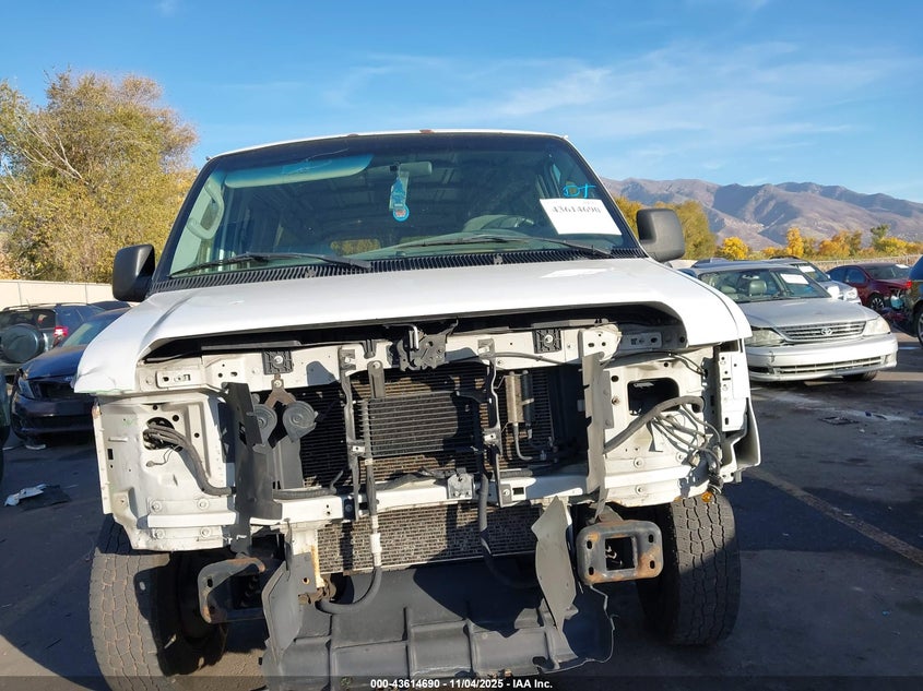 2008 Ford E-350 Super Duty Xl/Xlt VIN: 1FBNE31L38DA49509 Lot: 43614690