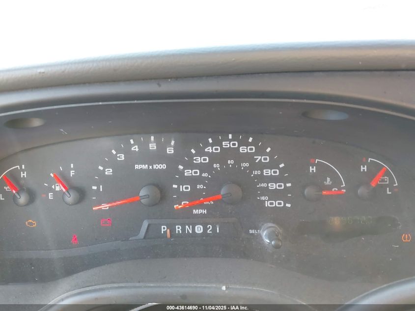 2008 Ford E-350 Super Duty Xl/Xlt VIN: 1FBNE31L38DA49509 Lot: 43614690