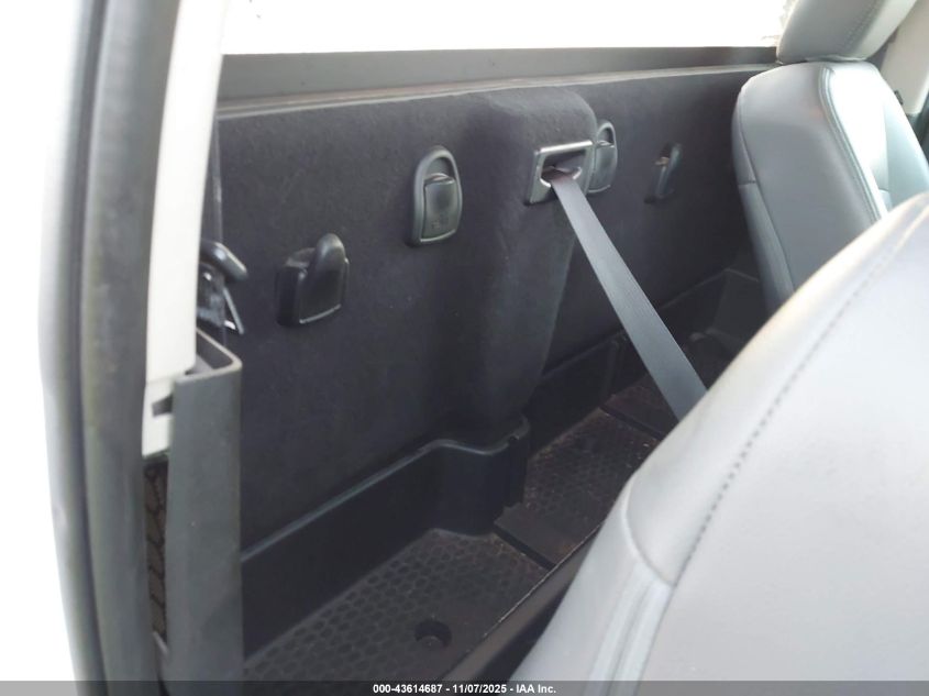 2017 Ram 1500 St VIN: 3C6JR6DG5HG645858 Lot: 43614687