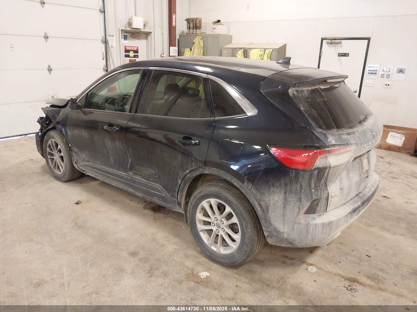 2021 FORD ESCAPE SE 1FMCU9G64MUB17980