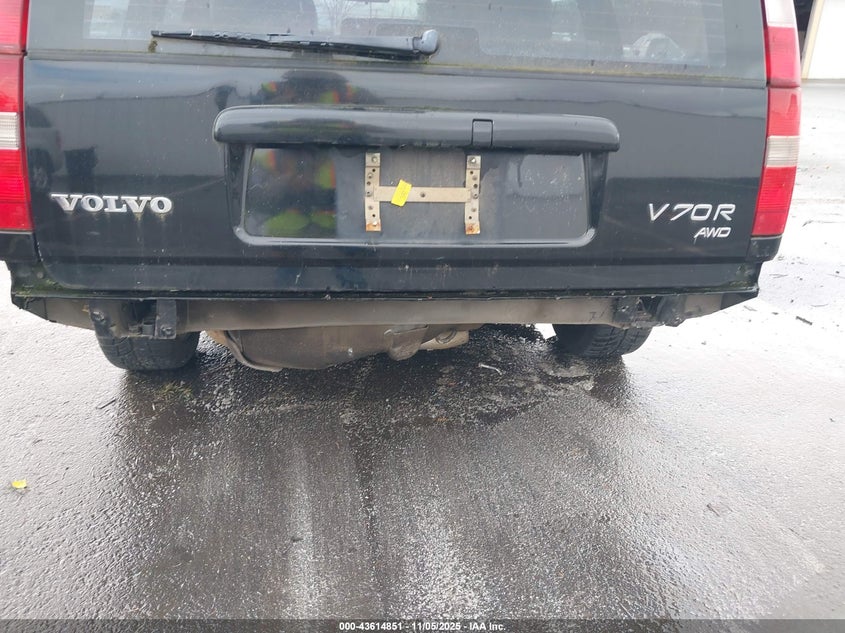 1999 Volvo V70 R VIN: YV1LV62D1X2613156 Lot: 43614851