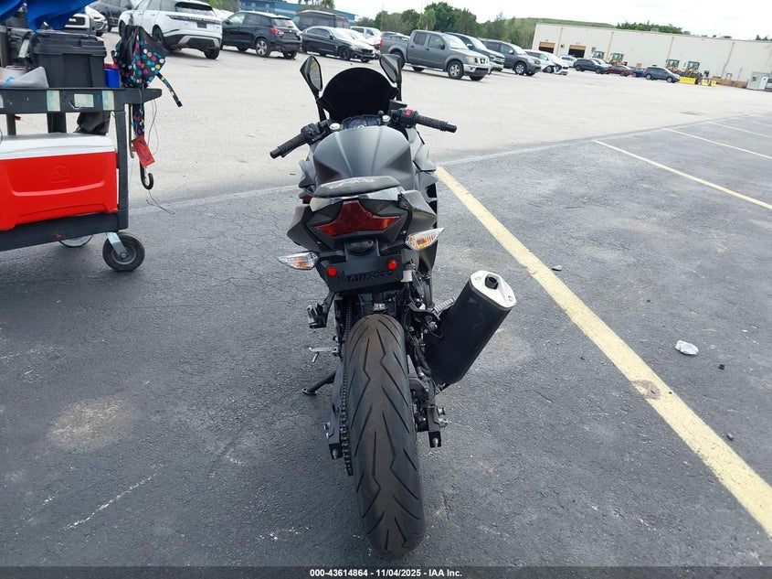 2023 Kawasaki Ex400 VIN: JKAEXKH14PDAP1518 Lot: 43614864