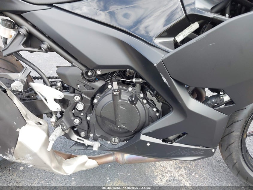 2023 Kawasaki Ex400 VIN: JKAEXKH14PDAP1518 Lot: 43614864