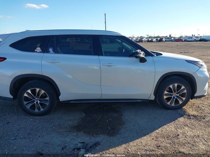 2020 TOYOTA HIGHLANDER XLE - 5TDGZRAH3LS502547