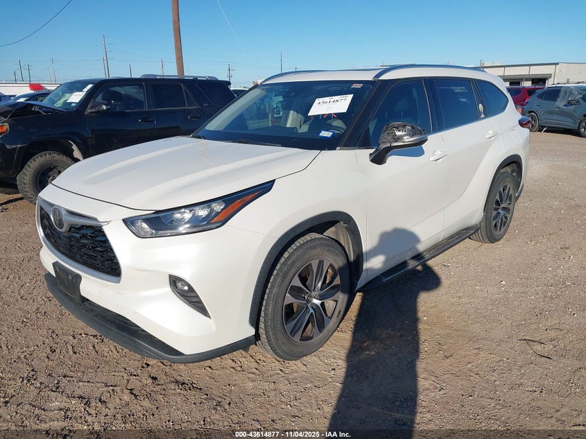 2020 TOYOTA HIGHLANDER XLE - 5TDGZRAH3LS502547