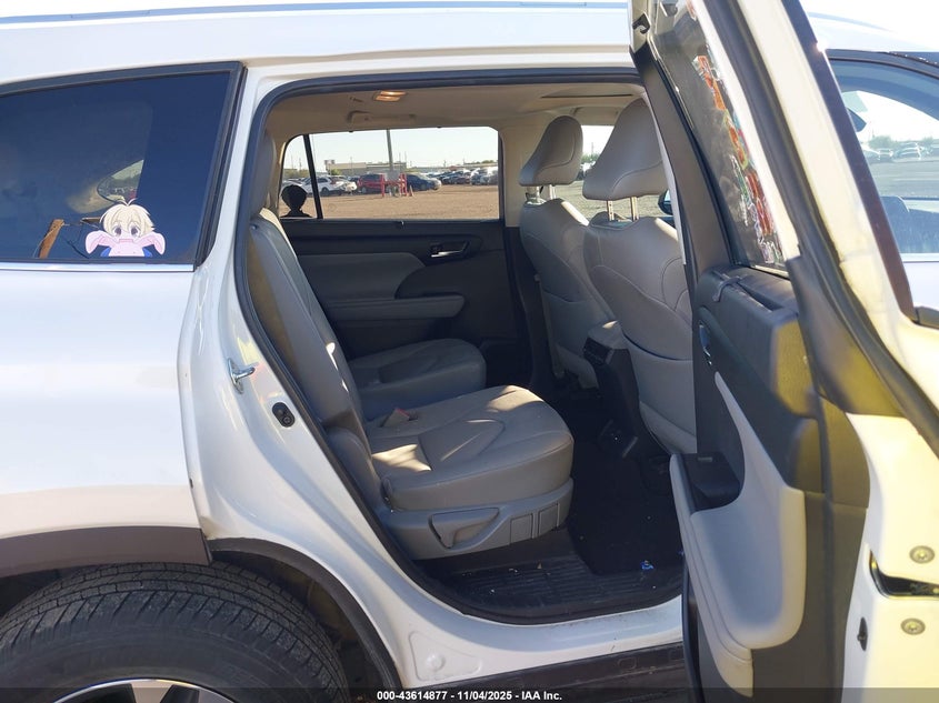 2020 TOYOTA HIGHLANDER XLE - 5TDGZRAH3LS502547