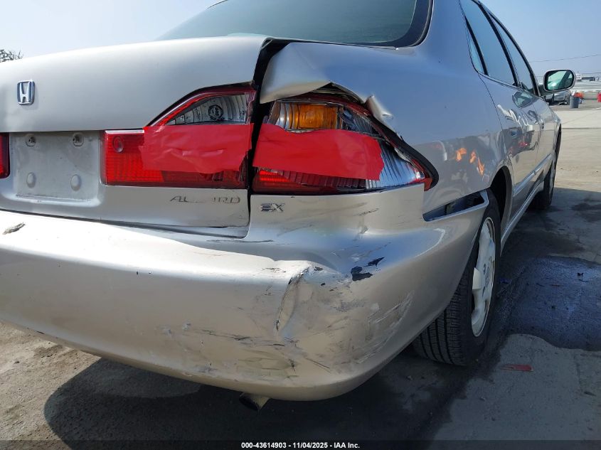 1999 Honda Accord Ex VIN: JHMCG6674XC009811 Lot: 43614903