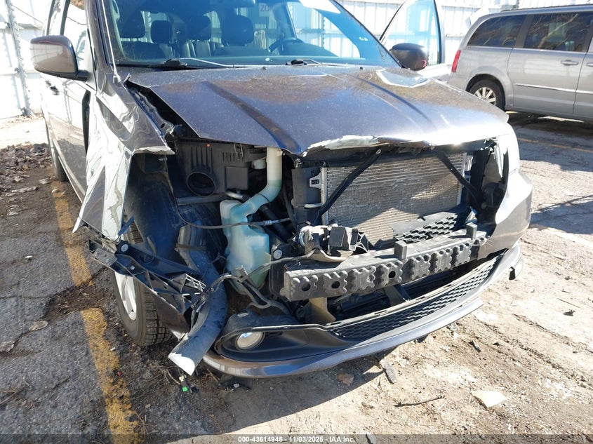 2019 DODGE GRAND CARAVAN SXT 2C4RDGCG1KR662899