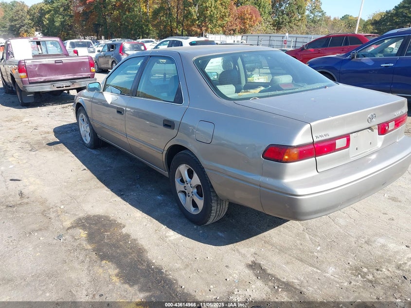 4T1BG28K1XU450342 1999 TOYOTA CAMRY photo no. 3