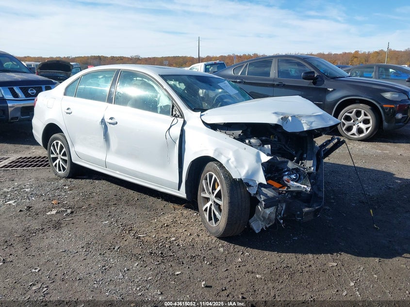 2017 VOLKSWAGEN JETTA 1.4T SE - 3VWDB7AJ5HM389297