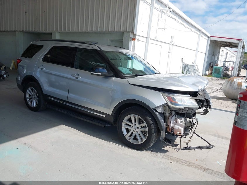 FORD EXPLORER XLT