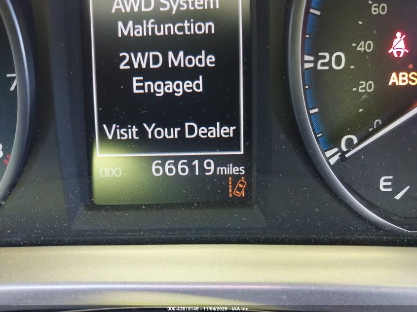 2017 TOYOTA RAV4 LE JTMBFREV4HJ105663