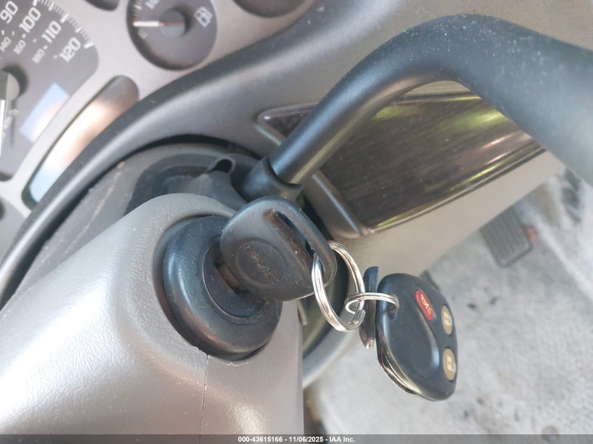 2003 GMC Yukon Denali VIN: 1GKEK63U13J274862 Lot: 43615166