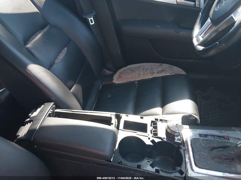 2012 Mercedes-Benz C 300 Luxury 4Matic/Sport 4Matic VIN: WDDGF8BB1CA599067 Lot: 43615212