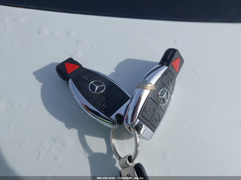 2017 MERCEDES-BENZ C 300 4MATIC 55SWF4KB8HU194870