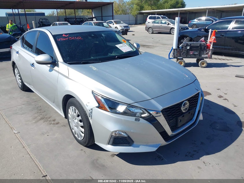 NISSAN ALTIMA S FWD
