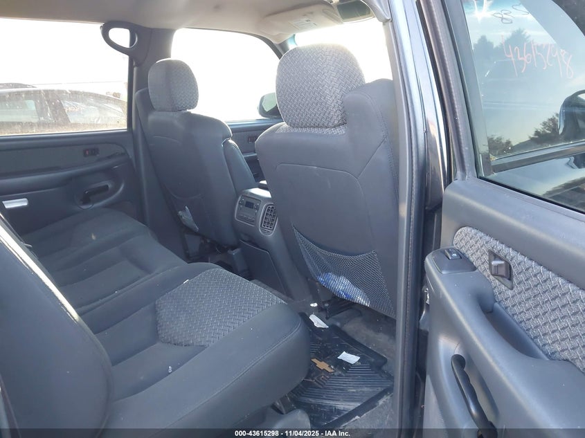 2003 Chevrolet Avalanche 1500 VIN: 3GNEK13T93G136193 Lot: 43615298