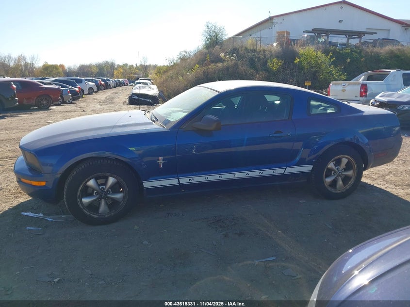 2008 Ford Mustang V6 Deluxe/V6 Premium VIN: 1ZVHT80N185129235 Lot: 43615331