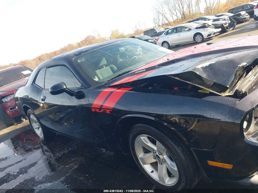 2011 Dodge Challenger R/T VIN: 2B3CJ5DT2BH570111 Lot: 43615342