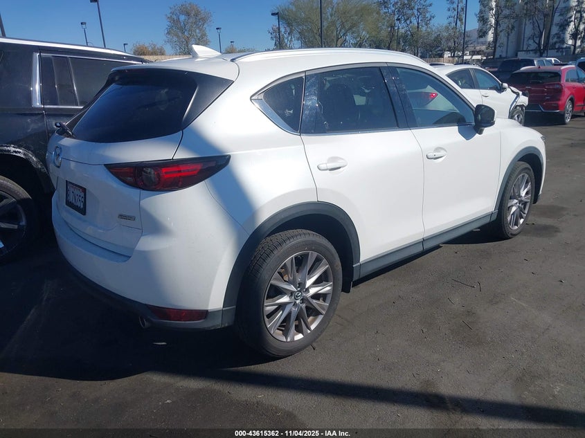 JM3KFADM7K0664381 2019 MAZDA CX-5 photo no. 4