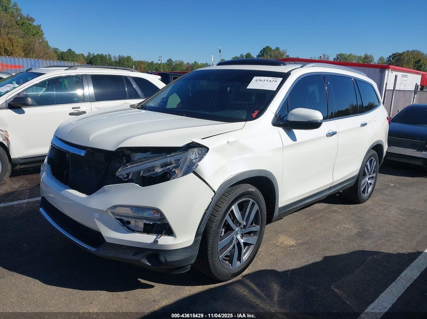 2017 HONDA PILOT TOURING - 5FNYF5H98HB032631