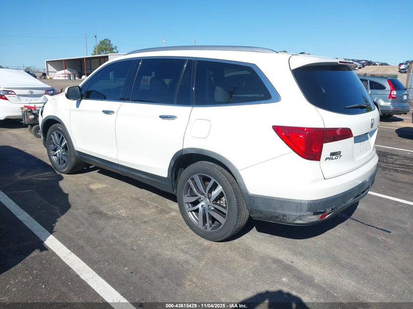 2017 HONDA PILOT TOURING - 5FNYF5H98HB032631