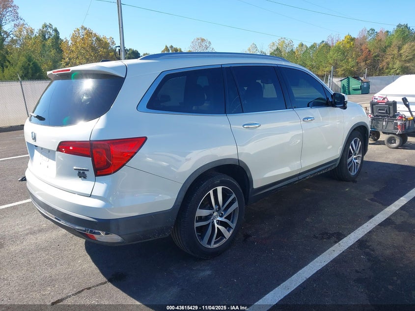 2017 HONDA PILOT TOURING - 5FNYF5H98HB032631