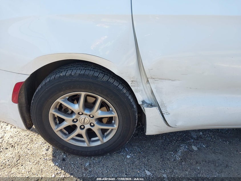 2022 Chrysler Pacifica Touring VIN: 2C4RC1FG0NR103120 Lot: 43615445