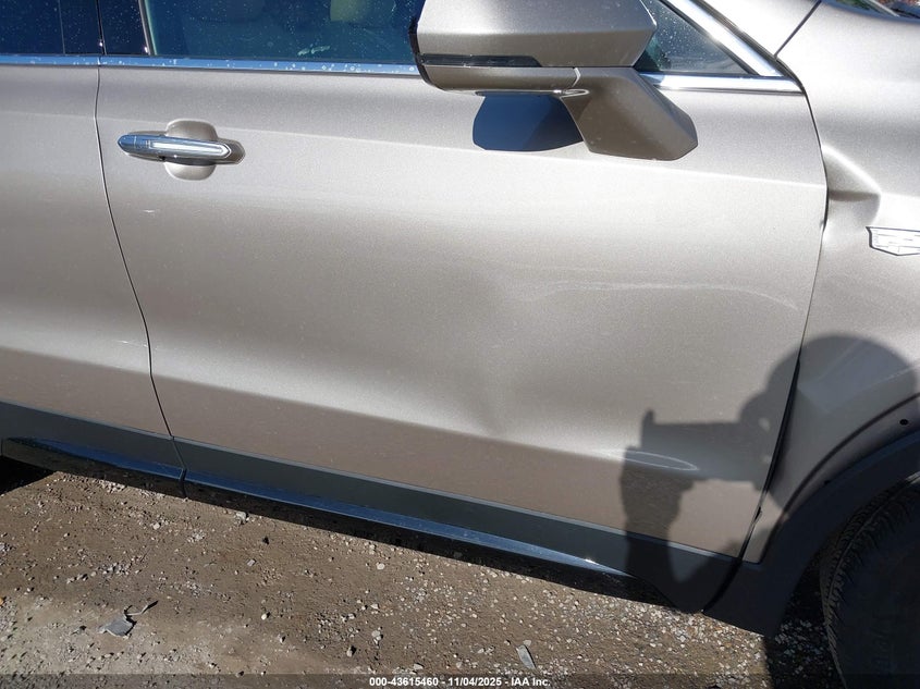 2024 Cadillac Xt4 Awd Premium Luxury VIN: 1GYFZDR41RF202136 Lot: 43615460