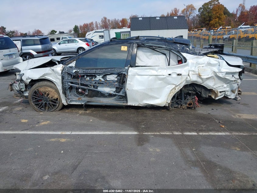 2018 TOYOTA CAMRY XSE V6 4T1BZ1HK2JU014501