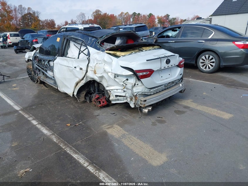 2018 TOYOTA CAMRY XSE V6 4T1BZ1HK2JU014501
