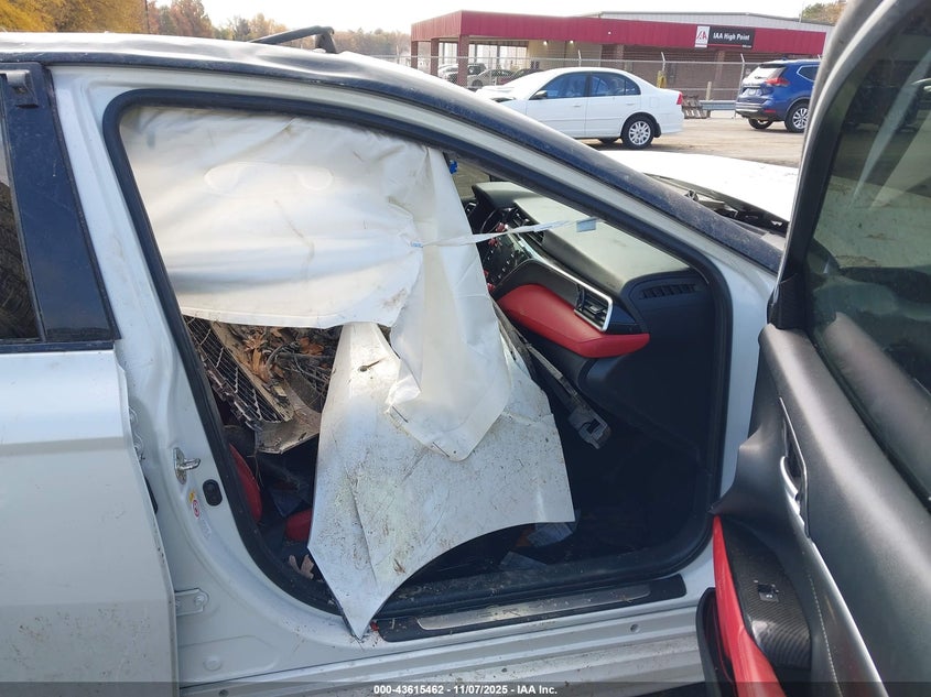 2018 TOYOTA CAMRY XSE V6 4T1BZ1HK2JU014501