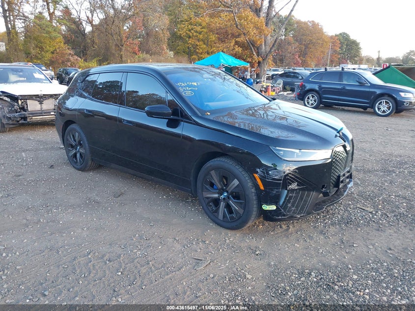 2024 BMW IX XDRIVE50 - WB523CF04RCP26802