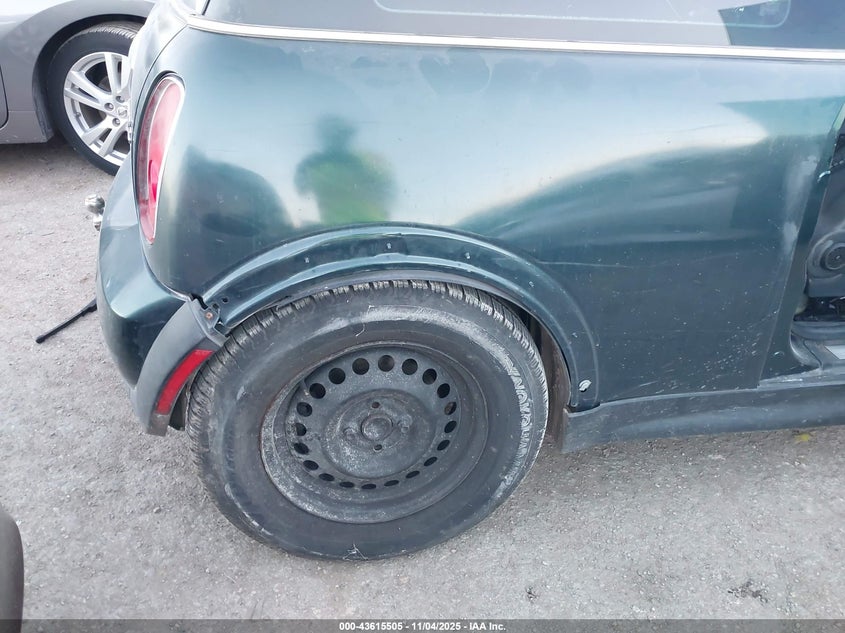 2006 Mini Cooper S VIN: WMWRE33506TJ35288 Lot: 43615505