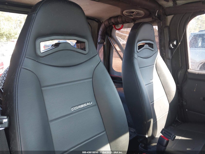 1998 Jeep Wrangler Sport VIN: 1J4FY19S3WP714082 Lot: 43615514